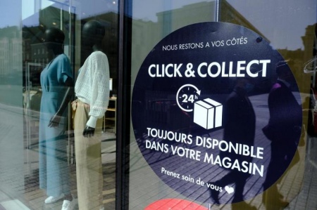 Optimisez votre visibilit&eacute; avec la vitrophanie &agrave; Villers-Cotter&ecirc;ts